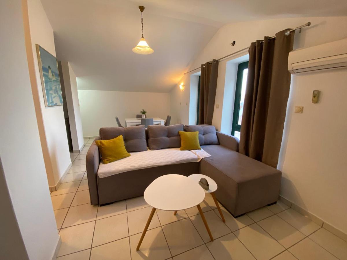 Apartments Mandarina Garden Petrovac Ngoại thất bức ảnh