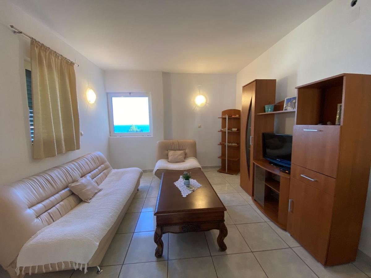 Apartments Mandarina Garden Petrovac Ngoại thất bức ảnh