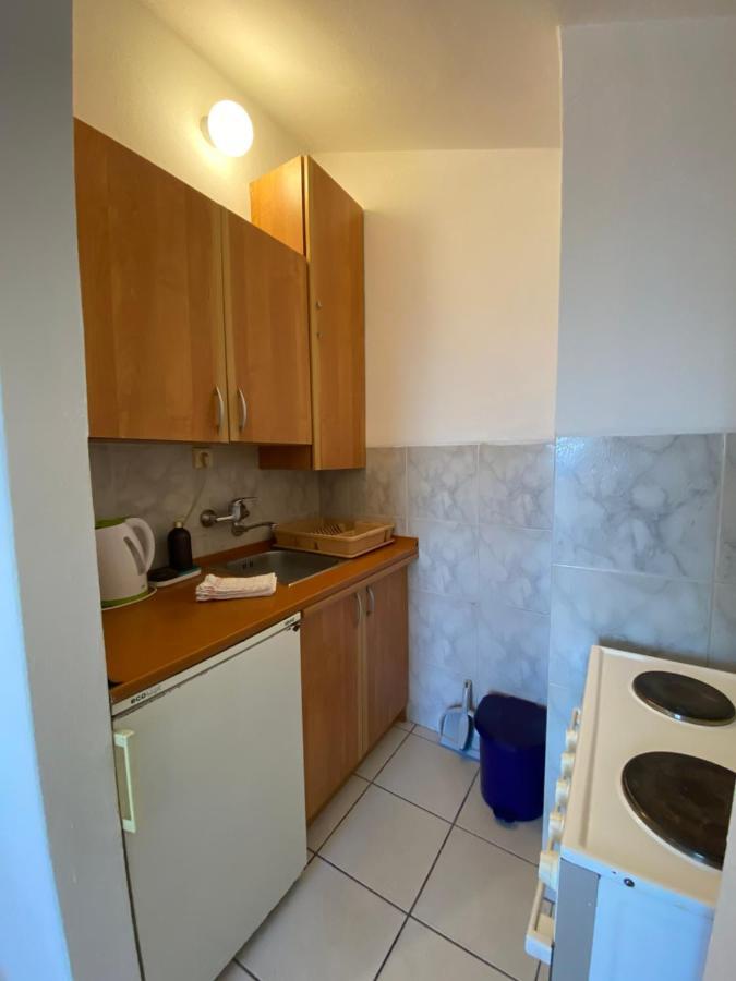 Apartments Mandarina Garden Petrovac Ngoại thất bức ảnh