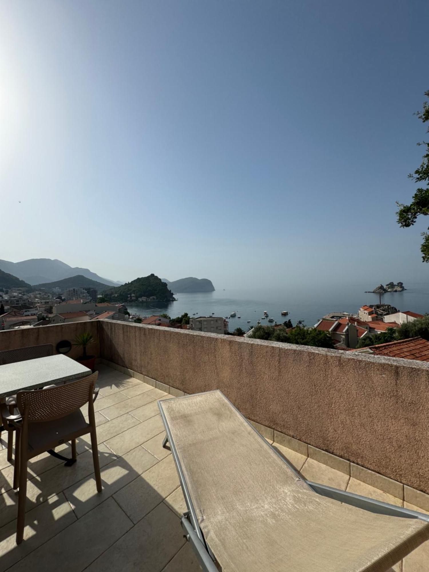 Apartments Mandarina Garden Petrovac Ngoại thất bức ảnh
