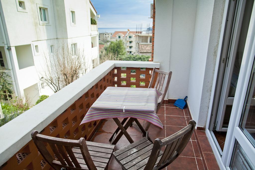 Apartments Mandarina Garden Petrovac Phòng bức ảnh