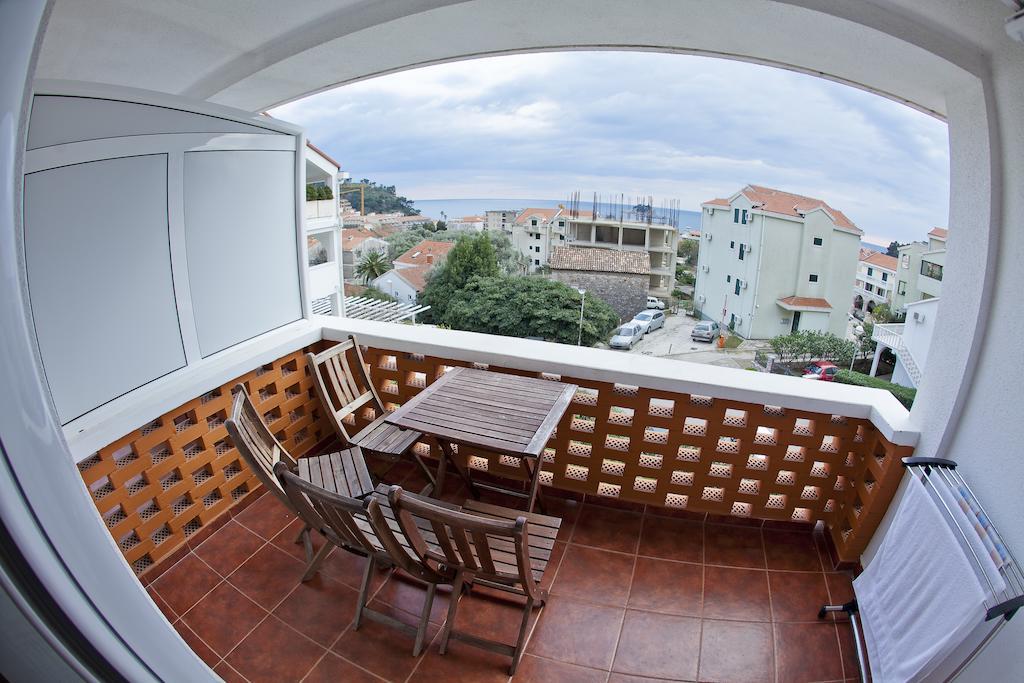Apartments Mandarina Garden Petrovac Phòng bức ảnh
